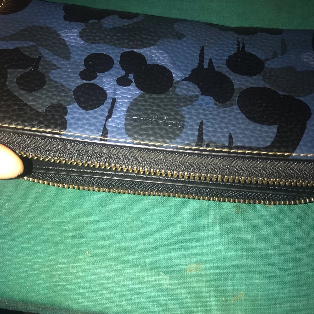 Men’s Coach accordion wallet